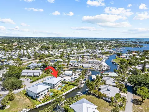 4629 SE Manatee Ln, Stuart, FL 34997