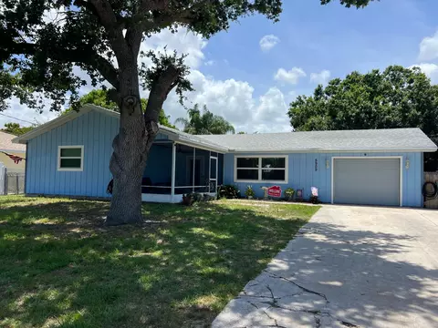 5909 Myrtle Dr, Fort Pierce, FL 34982
