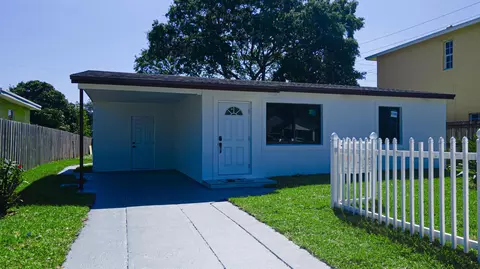 1426 S M St, Lake Worth Beach, FL 33460