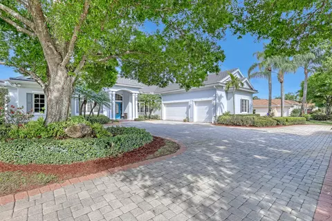 4697 SE Waterford Dr, Stuart, FL 34997