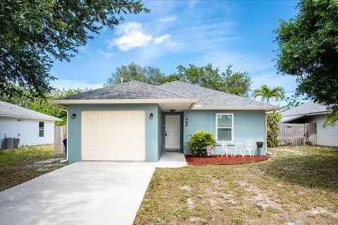 480 13th Ln SW, Vero Beach, FL 32962