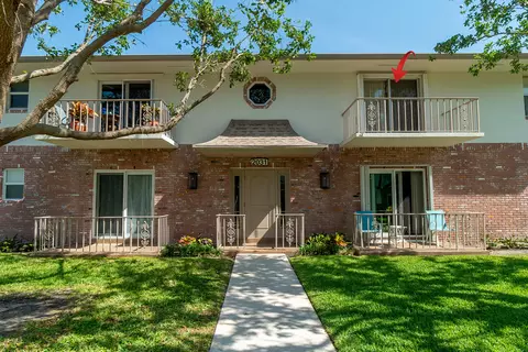 2031 S Seacrest #D, Boynton Beach, FL 33435