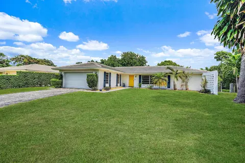 4235 Hickory Dr, Palm Beach Gardens, FL 33418