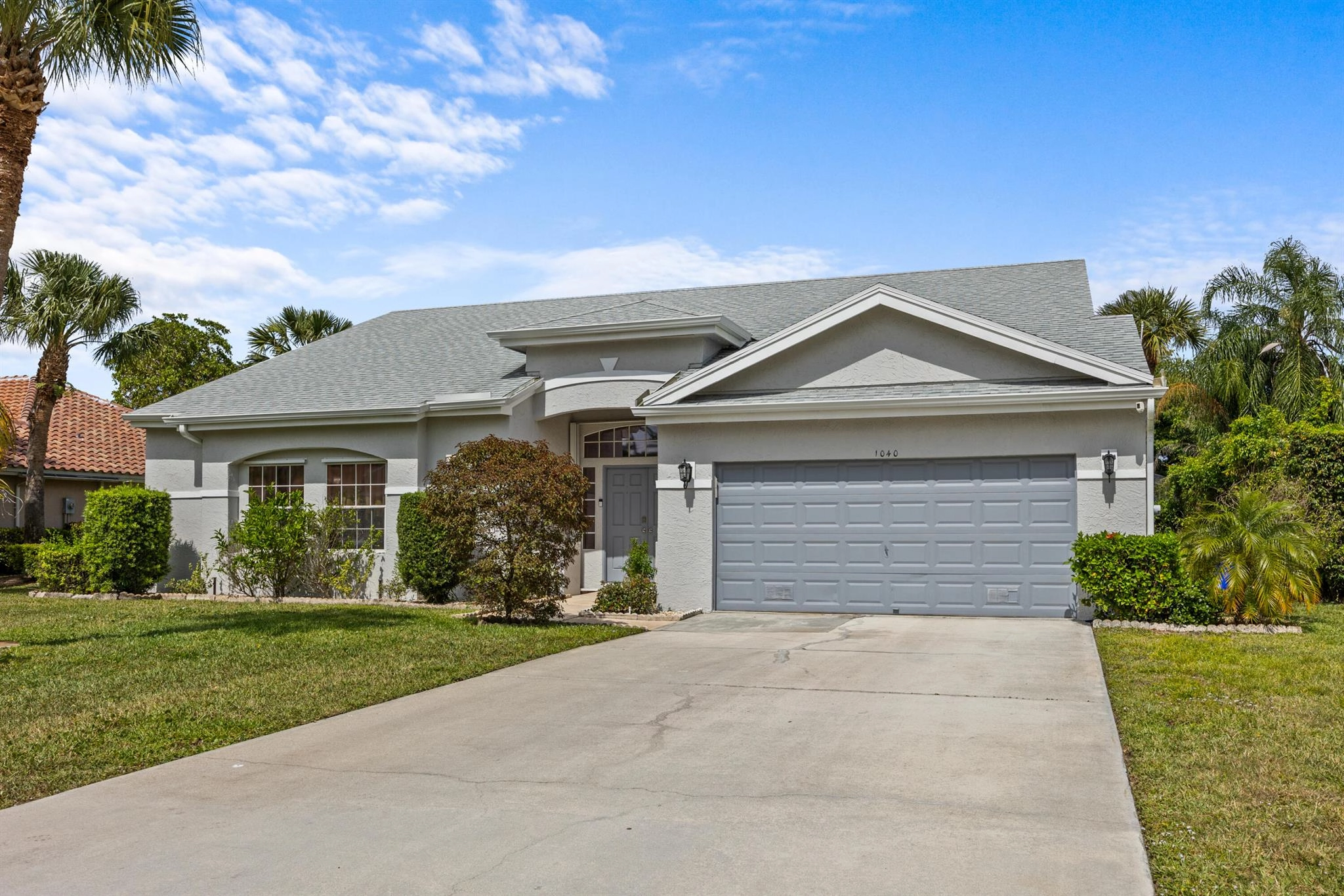 1040 Sweet Briar Pl  