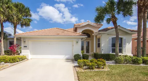 572 NW Lambrusco, Port Saint Lucie, FL 34986