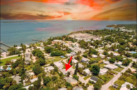 2263 NE Marguerite, Jensen Beach, FL 34957