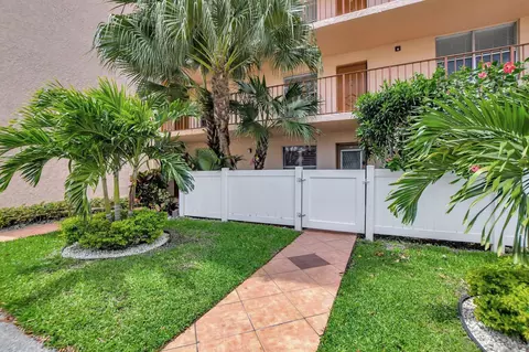 14575 Bonaire Blvd #102, Delray Beach, FL 33446