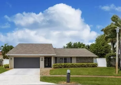 2599 W Carandis, West Palm Beach, FL 33406