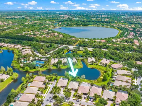 4608 Bontia Dr, Palm Beach Gardens, FL 33418