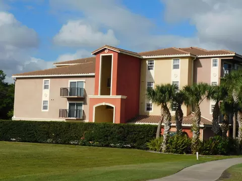4190 Gator Grns #PH-5, Fort Pierce, FL 34982