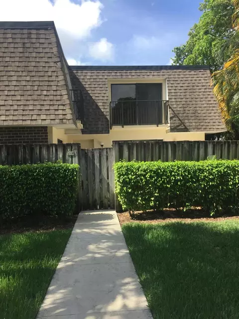 2911 SW 22nd Cir #37C, Delray Beach, FL 33445