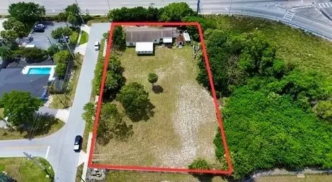 1401 SW 3rd St, Boynton Beach, FL 33435