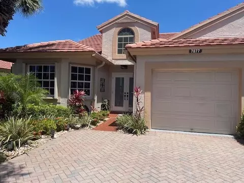 7877 Lake Sands Dr, Delray Beach, FL 33446