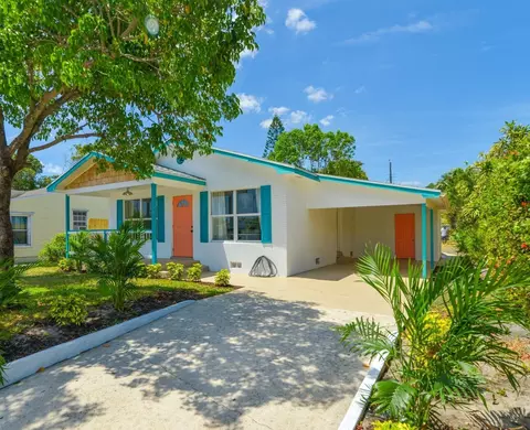 211 N F St, Lake Worth Beach, FL 33460