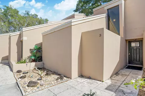 1069 NW 13 #3, Boca Raton, FL 33486