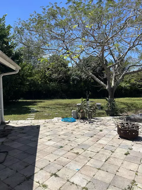 15854 Tangelo Blvd, West Palm Beach, FL 33412