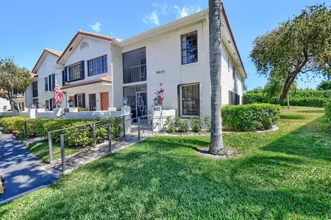 9644 Sills Dr E #102, Boynton Beach, FL 33437