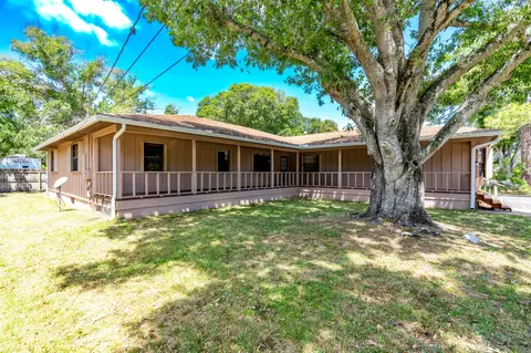 2101 S 29th St, Fort Pierce, FL 34947