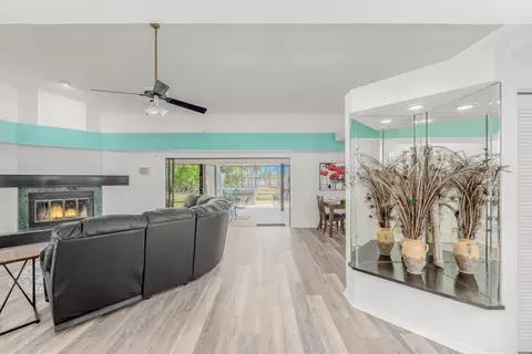 817 SE Streamlet, Port Saint Lucie, FL 34983
