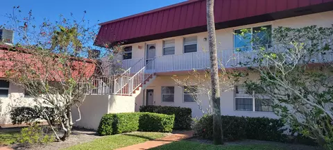 12019 W Greenway Dr #103, Royal Palm Beach, FL 33411