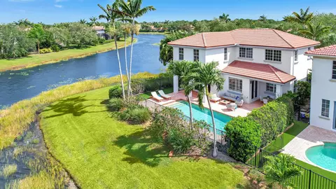 766 Bocce Ct, Palm Beach Gardens, FL 33410