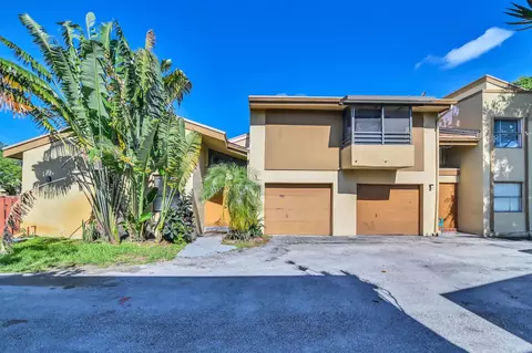 3033 W Missionwood Cir #A-44, Miramar, FL 33025