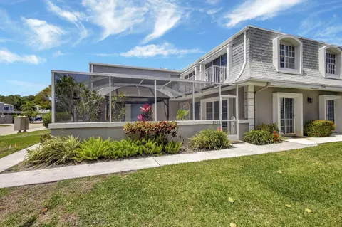 1103 Vision Dr, Palm Beach Gardens, FL 33418