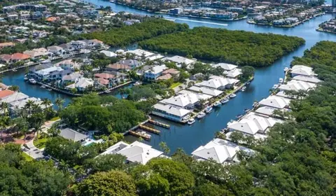 5290 Boca Marina Cir S, Boca Raton, FL 33487