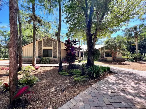 278 Squire Dr, Wellington, FL 33414