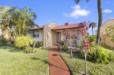 109 Golden Riv #1090, West Palm Beach, FL 33411