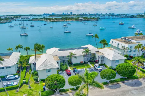 1071 Sugar Sands Blvd #8, Singer Island, FL 33404