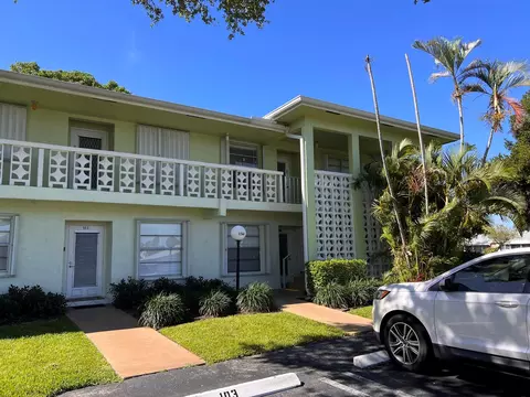 1561 NW 20th Ave #104, Delray Beach, FL 33445