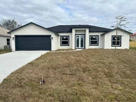 1291 SW Eleuthera Ave, Port Saint Lucie, FL 34953