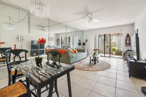 9355 SW 8th #323, Boca Raton, FL 33428