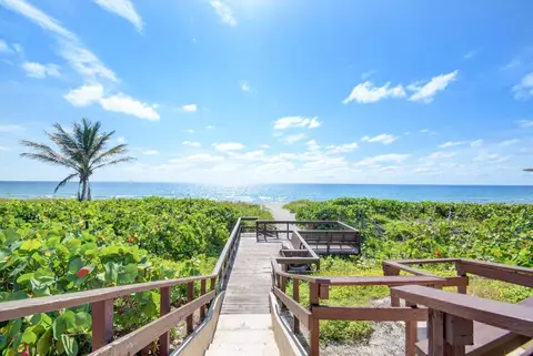 2871 N Ocean Blvd #D 216, Boca Raton, FL 33431
