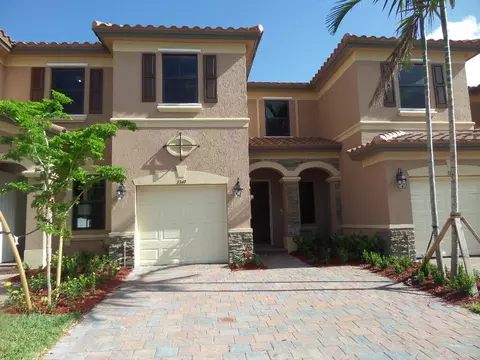 3349 W 90th, Hialeah, FL 33018