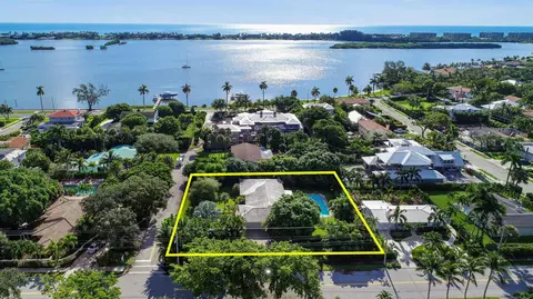 132 Miramar Way, West Palm Beach, FL 33405