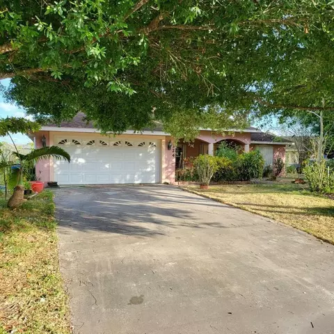 324 W Sugarland, Clewiston, FL 33440