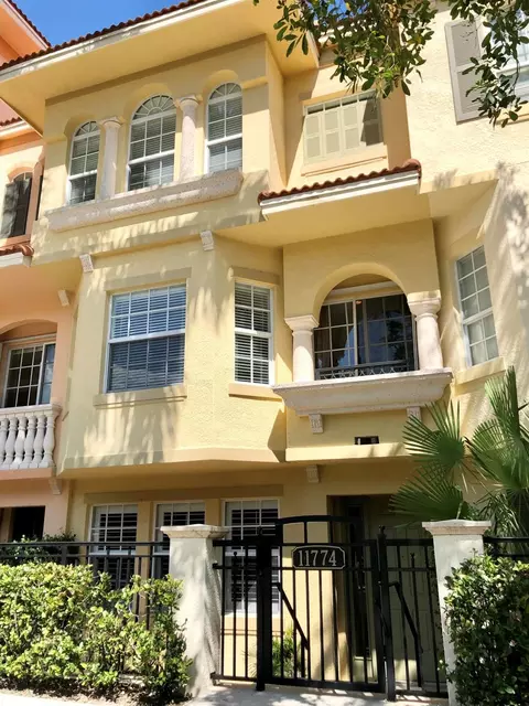 11774 Valencia Gardens Ave, Palm Beach Gardens, FL 33410
