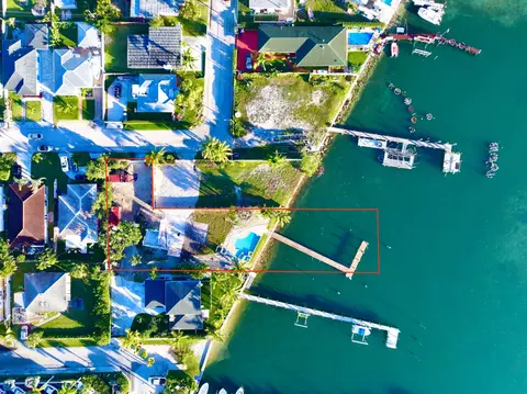 257 E 23rd St, Riviera Beach, FL 33404