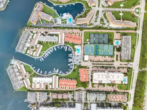 2667 N Ocean Blvd #304-I, Boca Raton, FL 33431