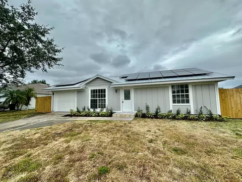 2061 SW Burman, Port Saint Lucie, FL 34984