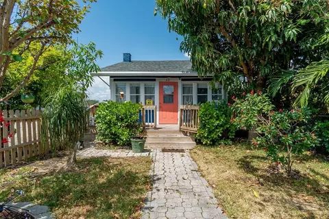 421 N H St, Lake Worth Beach, FL 33460