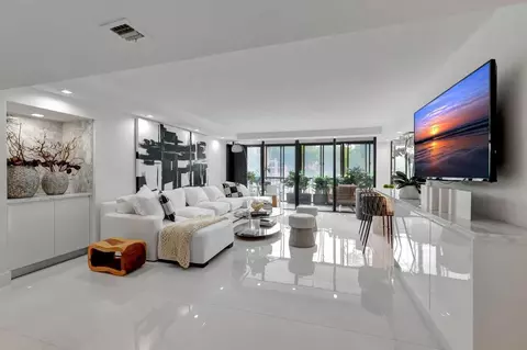 20080 Boca West Dr #422, Boca Raton, FL 33434