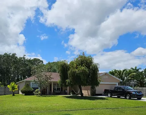 1960 SE Bowie, Port Saint Lucie, FL 34952