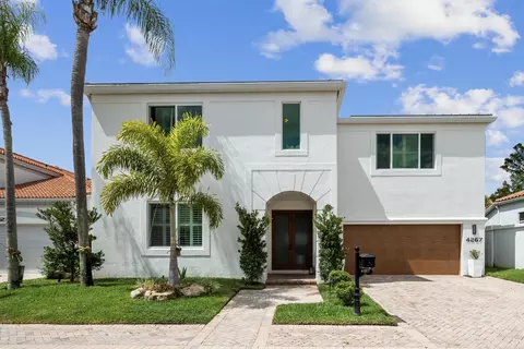 4267 NW 65th Pl, Boca Raton, FL 33496