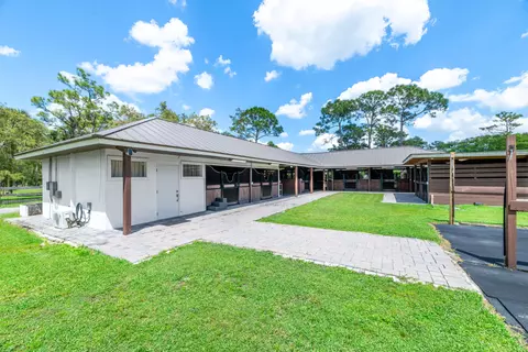 14902 Paddock Dr, Wellington, FL 33414