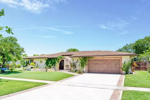 784 Orchid, Royal Palm Beach, FL 33411