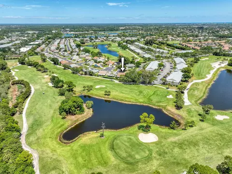 310 Moccasin Trl W, Jupiter, FL 33458