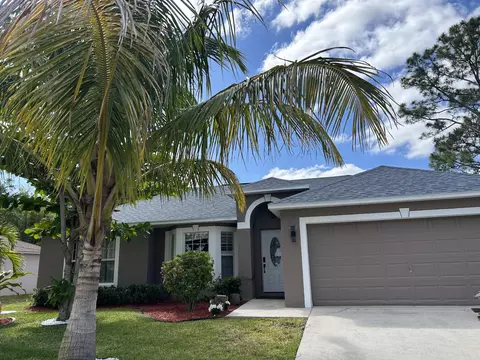 466 SE Justine, Port Saint Lucie, FL 34983
